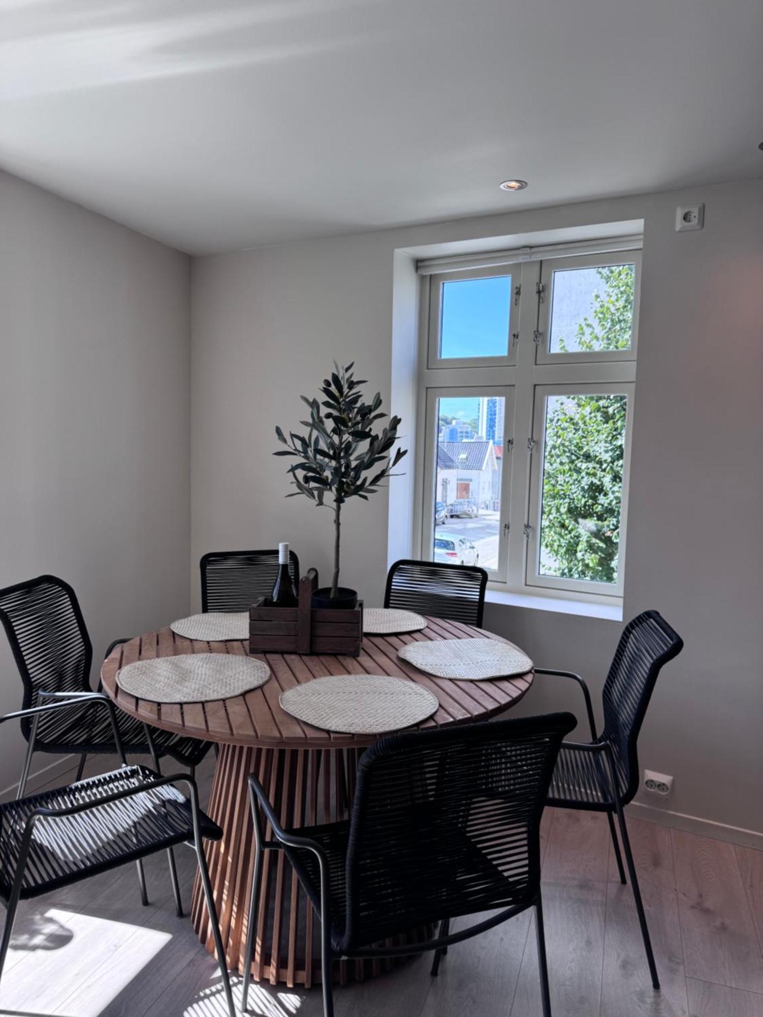 A Place To Stay Stavanger, Apartment 5 - Quality And Free Parking- ภายนอก รูปภาพ