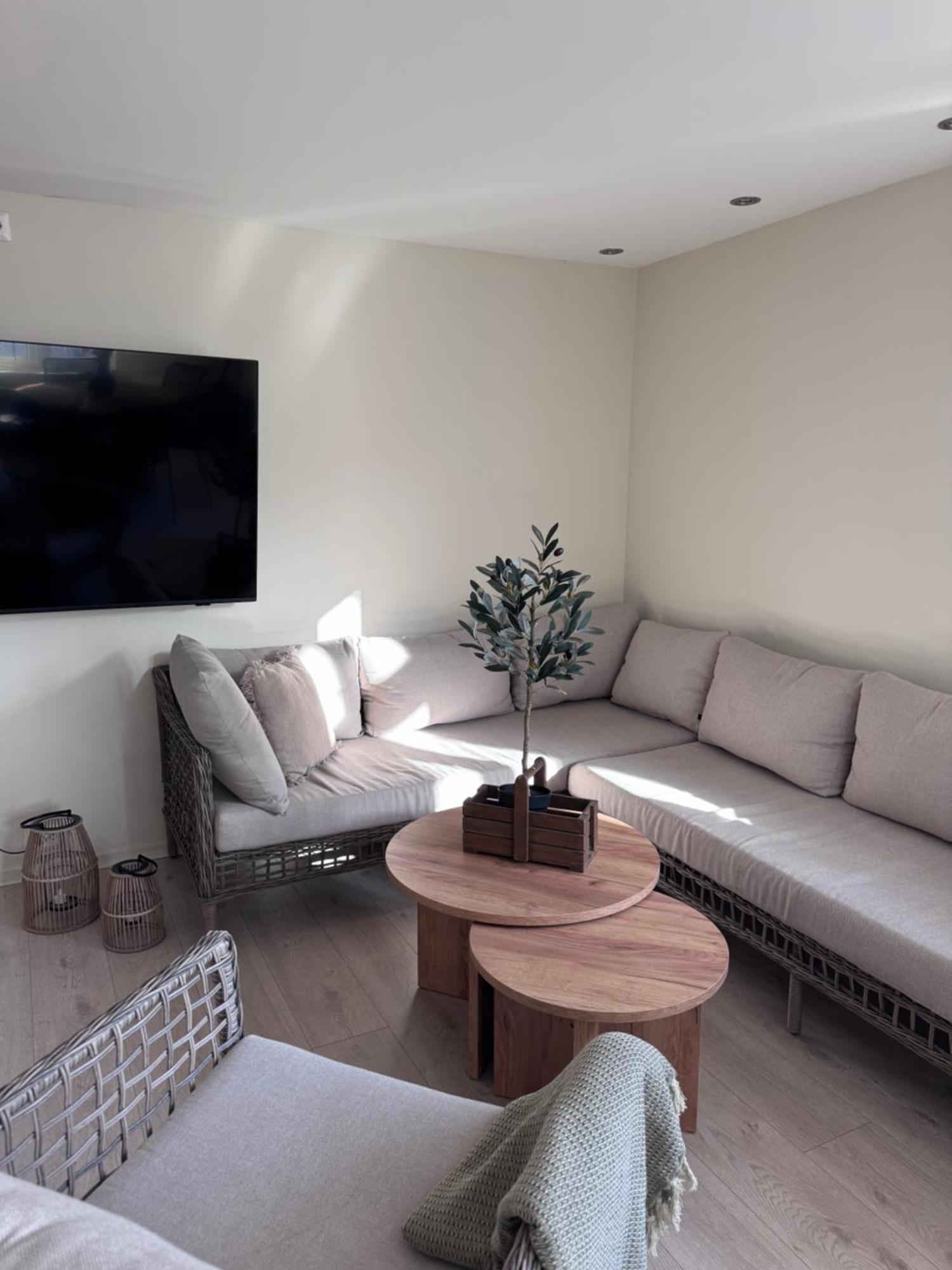 A Place To Stay Stavanger, Apartment 5 - Quality And Free Parking- ภายนอก รูปภาพ