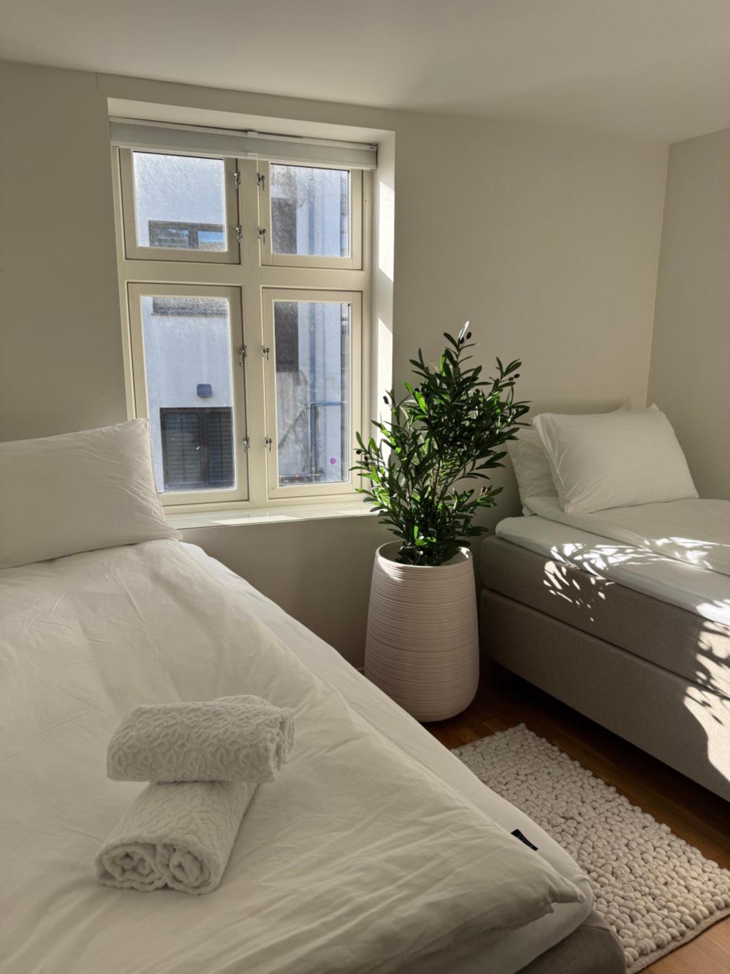 A Place To Stay Stavanger, Apartment 5 - Quality And Free Parking- ภายนอก รูปภาพ